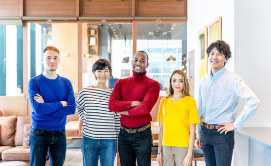 外国人労働者の写真